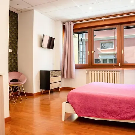 Lhe Les Trois Merveilles Rose Charles